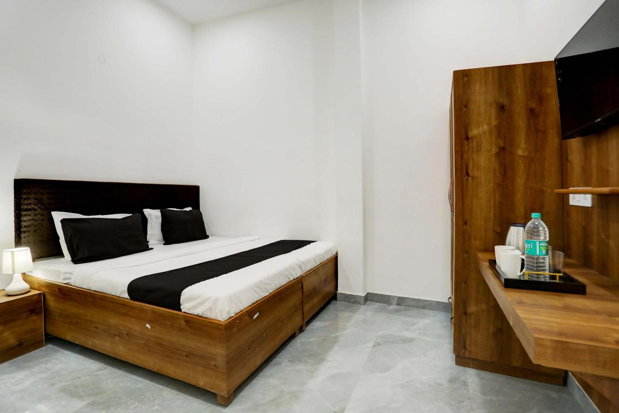 Play Rooms - Couple Friendly Delta II Greater Noida Kültér fotó