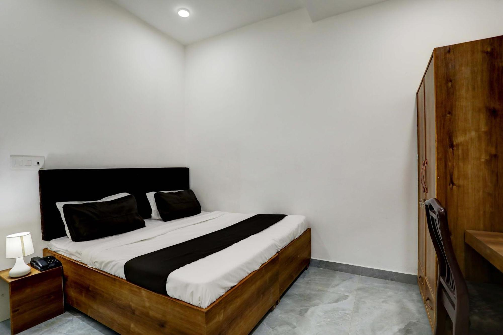 Play Rooms - Couple Friendly Delta II Greater Noida Kültér fotó